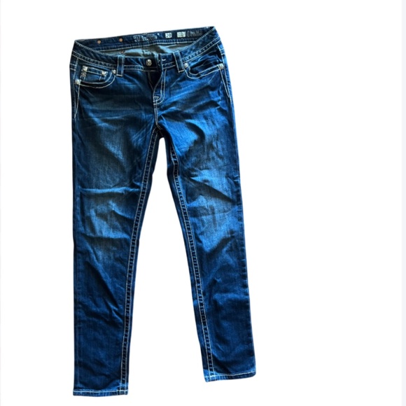 COPY - Miss Me Women's  Mid-Rise Skinny Jean - Picture 3 of 6